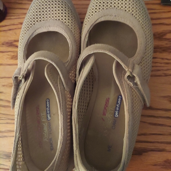 Skechers shoes - Picture 4 of 4